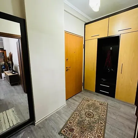 Apartment Nik's Urban Nest Within 10 Min Walk From The Center *